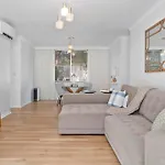 House Like Balmoral Beach Escape
